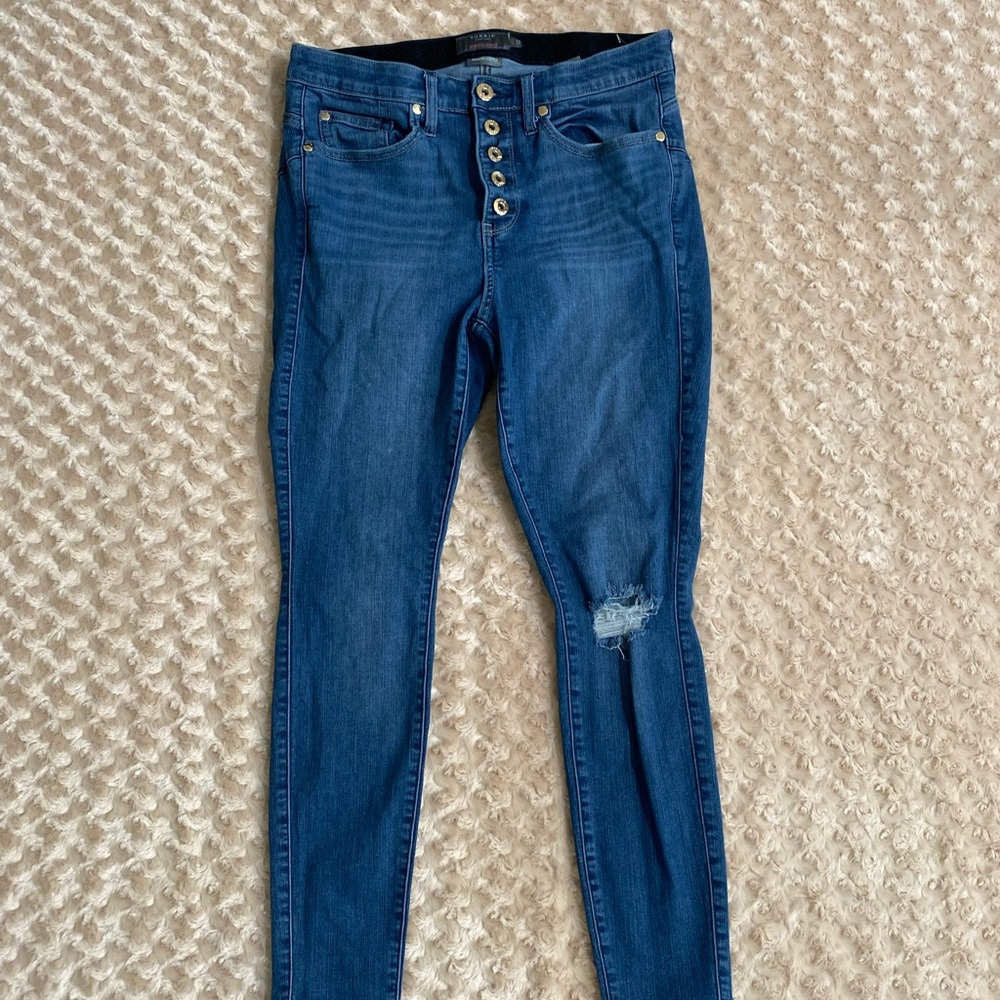 Torrid Bombshell Women 12S Skinny High Rise Distressed Jeans - Picture 4 of 8
